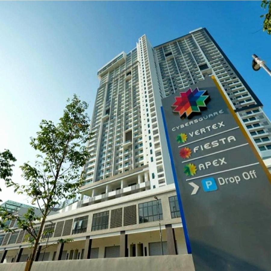 Sweet Homes At Cybersquare Cyberjaya Extérieur photo